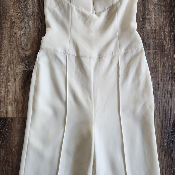 Retrofete Cream Jumpsuit Halter Padded Cups Size Medium Wide Leg - Picture 3 of 9